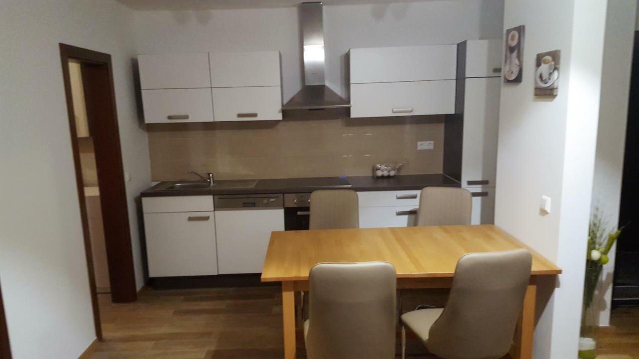 Apartments Zum Bayrisch Pub Weißenhorn 외부 사진